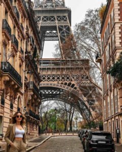 openart e8d3be11133e49dfb865ed290feee426 raw